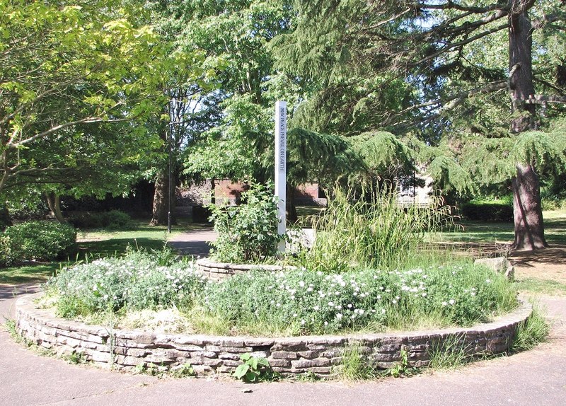 File:Japanese memorial in Chapelfield Gardens - geograph.org.uk - 6493390.jpg
